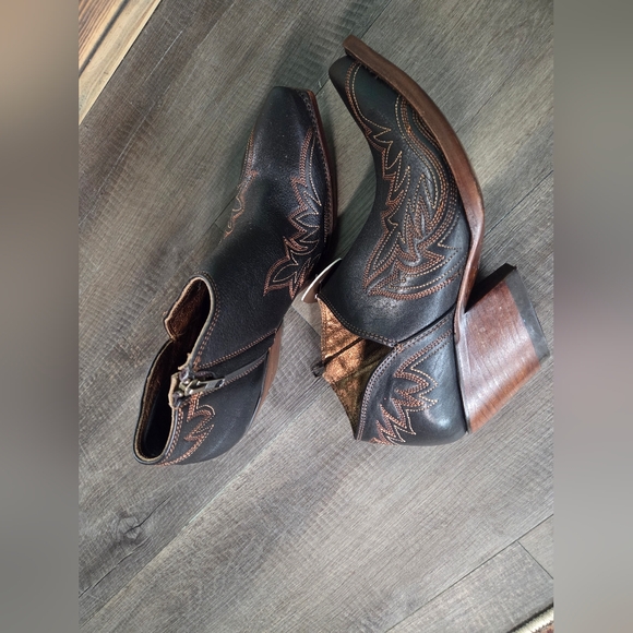 Ariat Black and Brown Ankle Booties